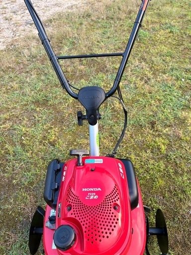 ⭐️美車　ホンダ　こまめ　動作確認済み　小型耕運機　家庭菜園　畑仕事にピッタリ⭐️軽量　コンパクト　メンテナンス済み！！
