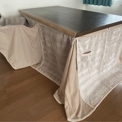 速暖 2秒 ハロゲンヒーター こたつ ダイニングこたつ
の画像