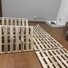 ダブルベッド　すのこの画像
