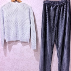 💎【フェミニン秋冬コーデ2点セット】VISビジュー付きニット×ストライプ柄ベロアワイドパンツ✨の画像