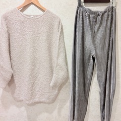 ✨【秋冬フェミニンコーデセット】ラメ入りベージュニット×YECCA VECCAストライプ柄ベロアパンツ（M）の画像