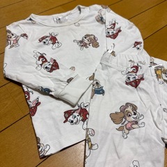 ① パウパトロール 上下セット　6-9mの画像