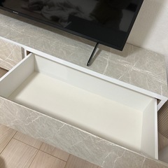 大理石柄テレビボード の画像