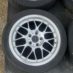 215/45R17 PCD114.3 タイヤ・ホイール4本セットの画像