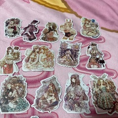 人形のシールの画像