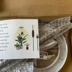 植物育成 LED ライト 直径16cmラージサイズ　高さ調節可能はタイマー付きの画像