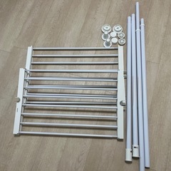 ニトリ　つっぱり洗濯機ラック　の画像