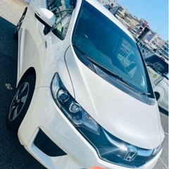 ホンダ フィット ハイブリッド　車検長！ 燃費良し！