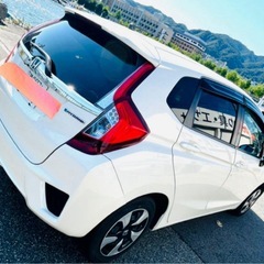 ホンダ フィット ハイブリッド　車検長！ 燃費良し！の画像