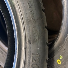 ほぼ新品 バイク　タイヤ　16インチの画像