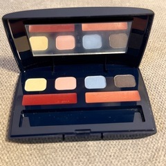 Dior パレットの画像