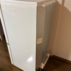 SHARP製137Lプラズマクラスター冷蔵庫の画像
