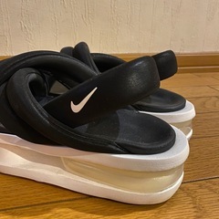 NIKE air max ISLA ナイキ エアマックスアイラ サンダル　23cm  
ブラックホワイト　の画像