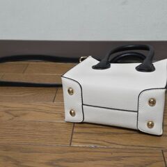 2WAY 合皮ハンドバッグ ショルダーバッグ ヌーディーカラー×黒 カバン 鞄の画像