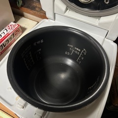炊飯器の画像