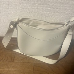 UNIQLO ショルダーバックの画像