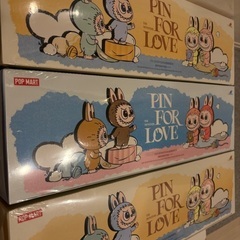 THE MONSTERS PIN FOR LOVE ぬいぐるみ　ペンダント（A-M）2アソート（N-Z）1アソート　ラブブの画像
