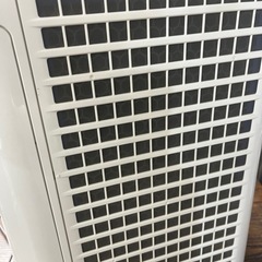 【美品】シャープ製　加湿空気清浄機KC-P50-Wの画像