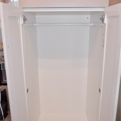 IKEA ワードローブ　ハンガーラック付きの画像