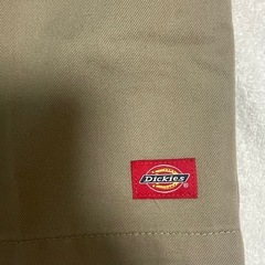 Dickies ベージュ ショートパンツの画像