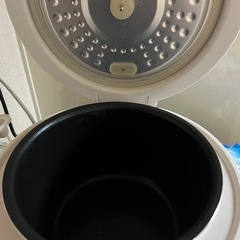炊飯器の画像