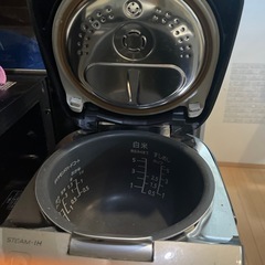 お話中パナソニック　炊飯器　2021年製の画像