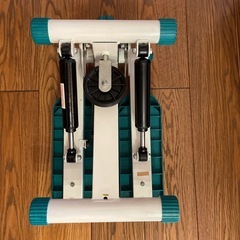 足　運動器具　ステッパーの画像
