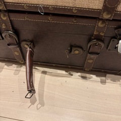 トランクケース　レトロ　インテリア　ローテーブル　収納の画像