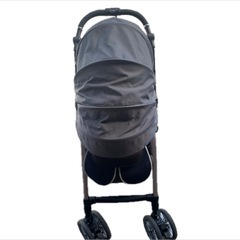 再出品　ベビーカー　Combiの画像