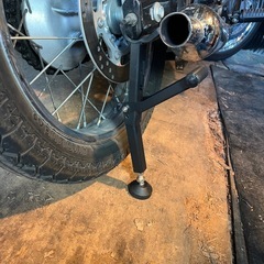 メンテナンススタンド美品バイク用の画像
