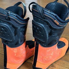 TECNICA テクニカスキーブーツ ”MACH1 LV 130” UK 7-7.5（4シーズン使用）の画像