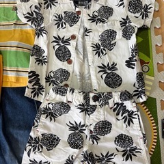 100㎝　男の子服　
セットアップ　デニムの画像