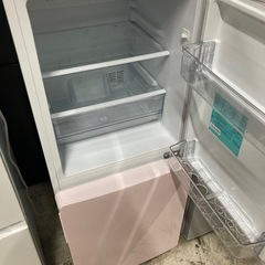 可愛いピンク色な冷蔵庫　　の画像