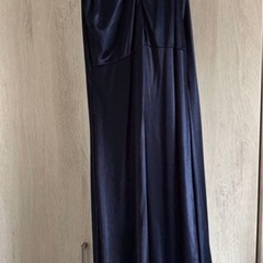 ネイビー スリーブレス パーティードレスの画像