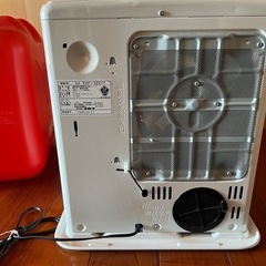 灯油ファンヒーター+灯油缶2個の画像