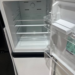 038　Hisense ノンフロン冷凍冷蔵庫 135L HR-D13E4W 2025年製【極美品　の画像