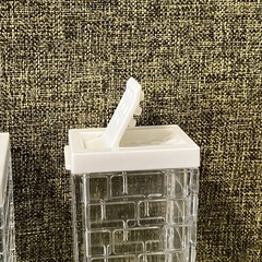 調味料入れ　２個
の画像