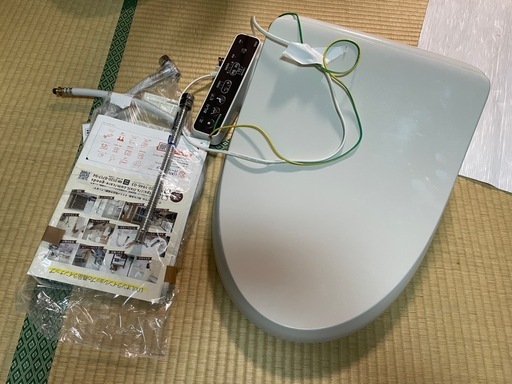 LIXIL(リクシル) INAX 温水洗浄便座 【日本製】 2年保証 貯湯式 シャワートイレ RGシリーズ オフホワイト CW-RG1