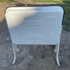 灯油タンク 燃料タンク オイルタンク スタンド付き 中古品の画像