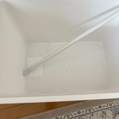 ボックス、突っ張り棒セットの画像