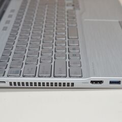 中古ノートパソコン 富士通 AH53/G2 Windows11+office 高性能core i7-1260P/メモリ8GB/爆速SSD512GB/15.6インチ/WEBカメラ/無線/ブルーレイの画像