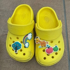 子供靴の画像