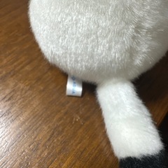 白いイタチのぬいぐるみの画像