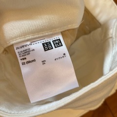 UNIQLOジーンズ　ホワイトの画像