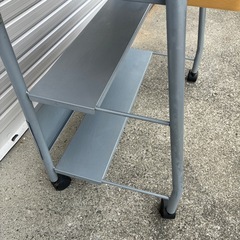 パソコンラックの画像