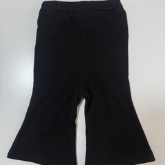 フレアパンツの画像