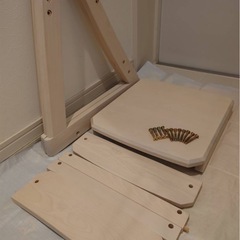 ニトリ学習椅子　ほぼ未使用の美品の画像