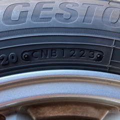 205/60-16｜2023年製｜ﾌﾞﾘﾁﾞｽﾄﾝ｜ﾉｰﾏﾙﾀｲﾔ｜ｱﾙﾐﾎｲｰﾙ付｜4本ｾｯﾄ｜溝ありの画像