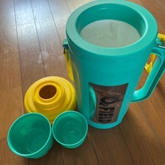 水筒の画像