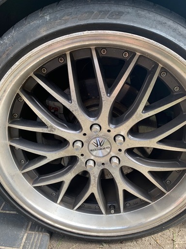 タイヤ　ホイール